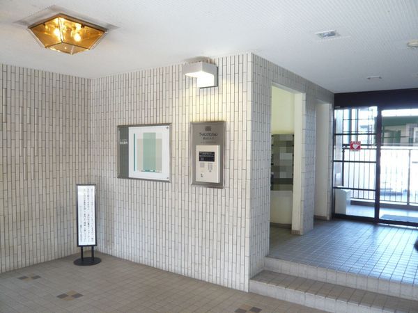 【ライオンズマンション植田ヒルズ】エントランス