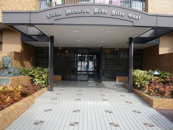 【ライオンズマンション植田ヒルズ】エントランス