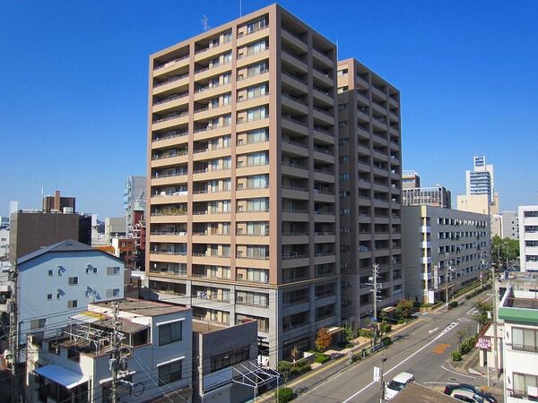 【フォレストビュータワー鹿田町】外観