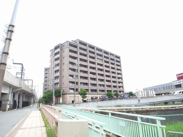 【サーパスシティ豊中】外観 【サーパスシティ豊中】外観