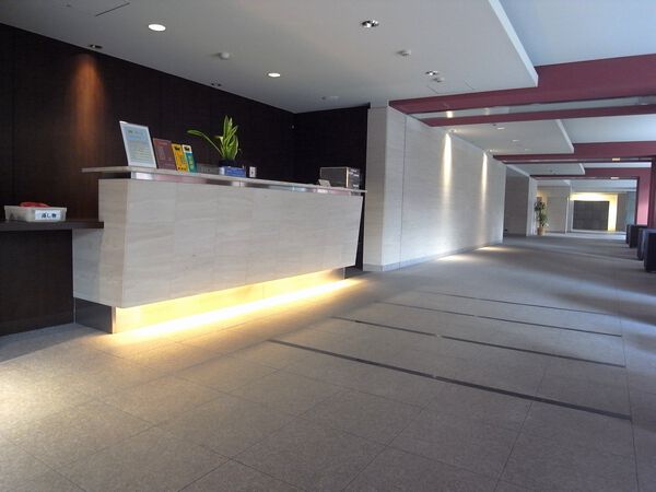 【プラウド江坂】ロビー