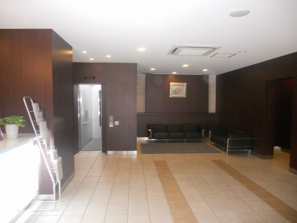 ホテルライクなエントランス