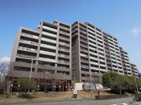 【パークハウス千里中央】外観