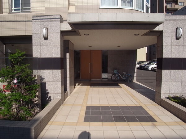 カルム栄町駅前