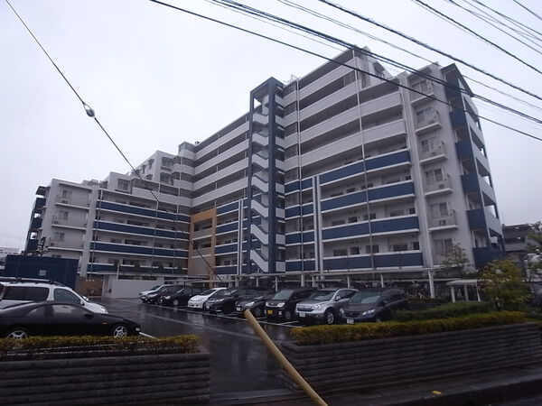 【ライオンズステージ武蔵浦和】外観