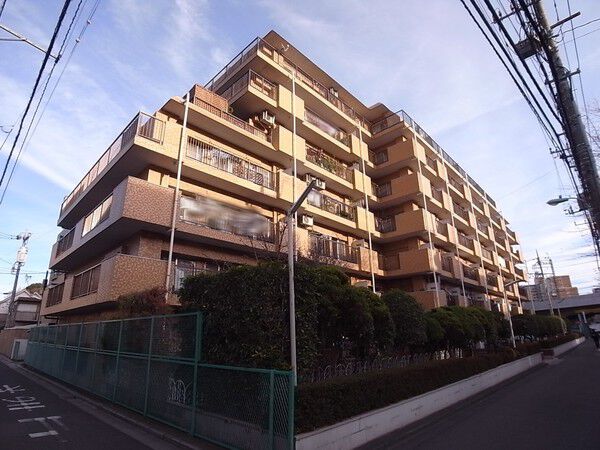 【浦和白幡第３ローヤルコーポ】外観
