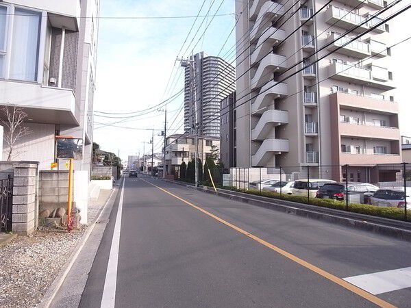 【ヒルズ浦和別所】前面道路