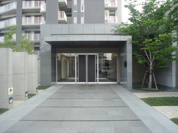 【レーベンハイム川越フィーヌ】エントランス