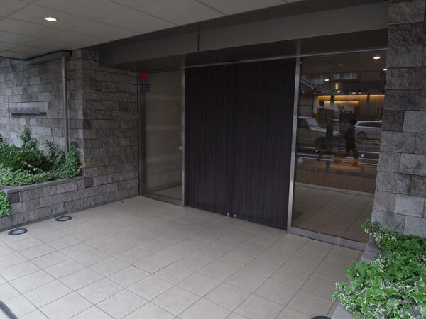 【クリオ川越参番館】エントランス 【クリオ川越参番館】エントランス