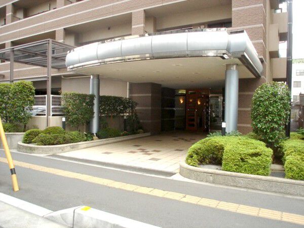 【ユアコート川越】エントランス 【ユアコート川越】エントランス