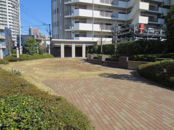 【ローレルコート川口】敷地内共用部分 【ローレルコート川口】敷地内共用部分