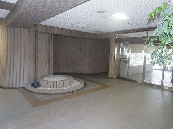 【レクセルプラザ西川口】エントランスホール