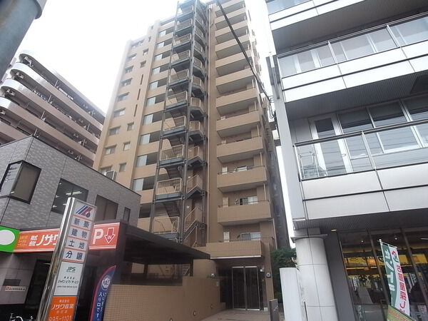 【ユアコート所沢くすのき台3丁目】外観写真 【ユアコート所沢くすのき台3丁目】外観写真