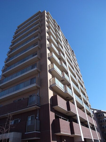 【アンビシャスシティ春日部】外観写真