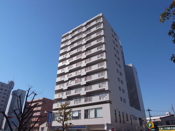 【アーバンハイツ春日部】外観写真