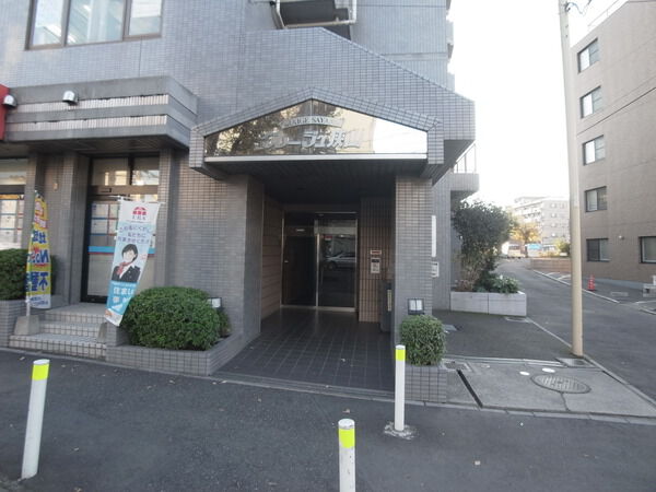 グレージュ狭山