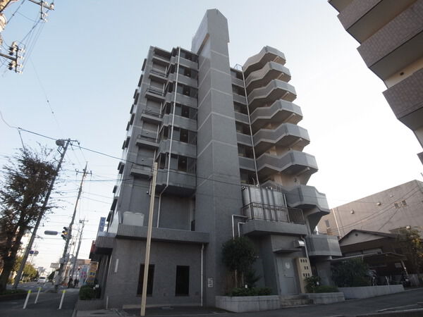 グレージュ狭山