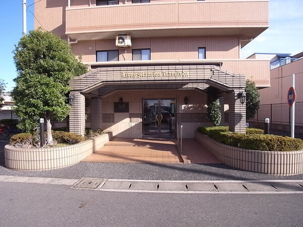 【ライオンズマンション上戸田】エントランス