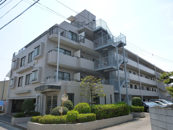 【センチュリー桶川西】建物外観 【センチュリー桶川西】建物外観