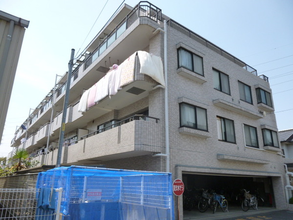 【センチュリー桶川西】建物外観 【センチュリー桶川西】建物外観