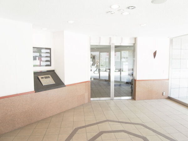 【リーデンススクエア千葉】エントランス 【リーデンススクエア千葉】エントランス