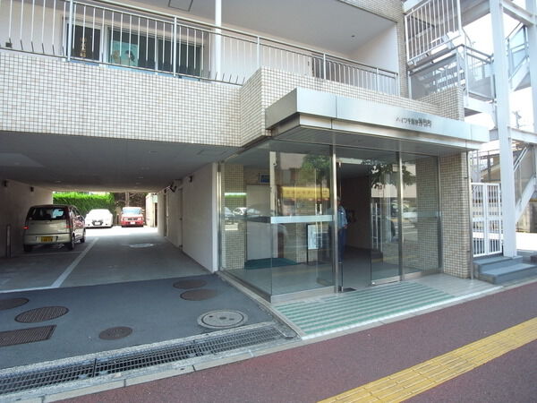 【ハイツ千葉市神明町】エントランス