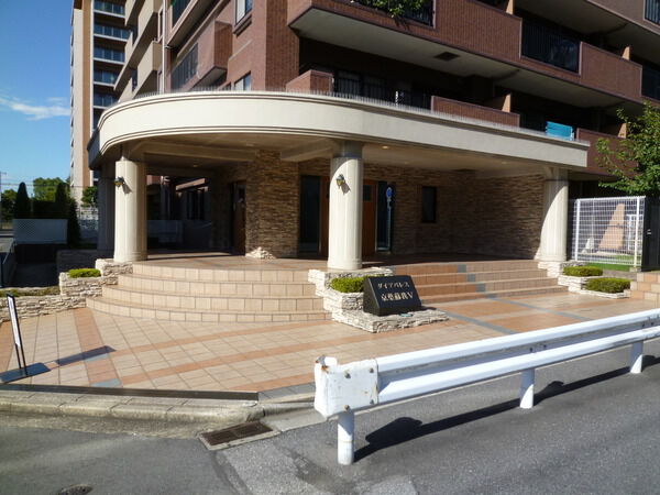 【ダイアパレス京葉蘇我Ⅴ】エントランス