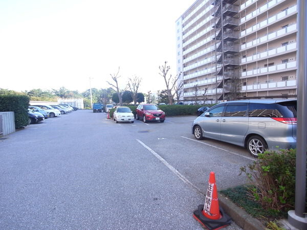 【シャルム稲毛】敷地内駐車場