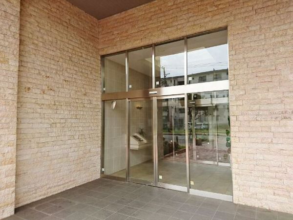 【グランエール稲毛海岸】エントランス 【グランエール稲毛海岸】エントランス