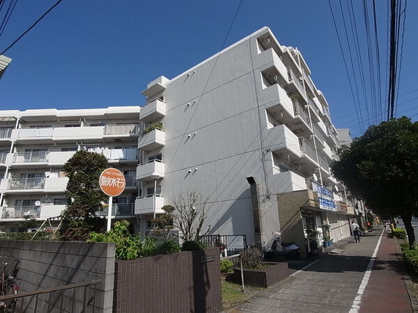 【ローズハイツ南行徳】建物外観