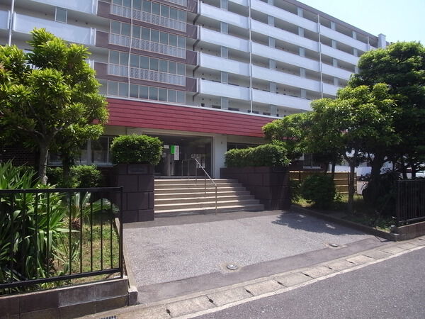 【サンライフ南行徳】建物外観