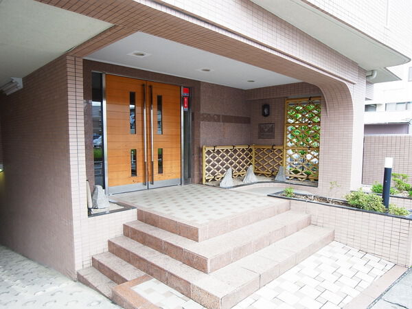 【クリオ東船橋弐番館】エントランス 【クリオ東船橋弐番館】エントランス