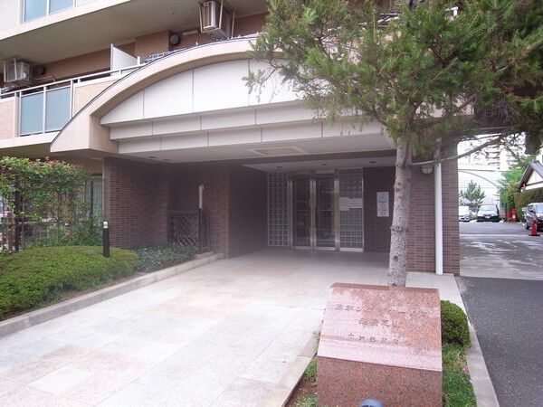 【藤和シティホームズ船橋芝山トレッセ】エントランス 【藤和シティホームズ船橋芝山トレッセ】エントランス