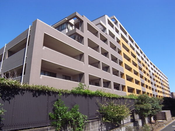 ライオンズマンション高根木戸駅前
