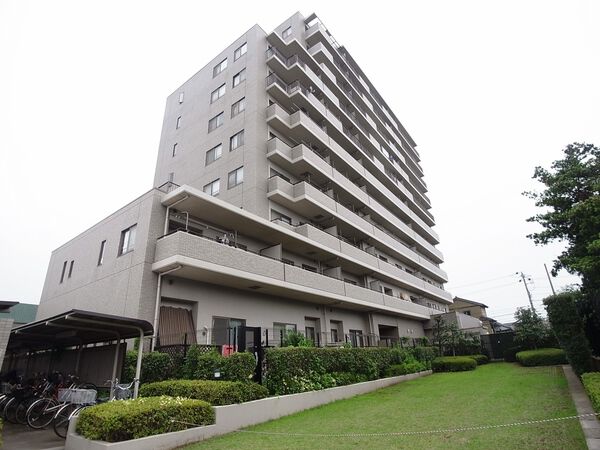 【東急ドエルアルス薬円台公園】外観・バルコニー側