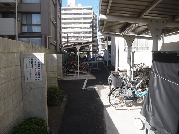 【コスモ松戸ステーションスクエア】駐輪場