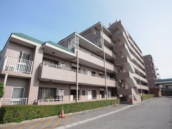 【イトーピア津田沼東リーフガーデン】外観、共用廊下側