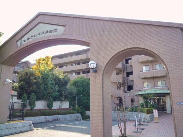 【ヒルグレイス津田沼】入口