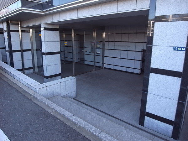 ルナコート谷津エバープライム