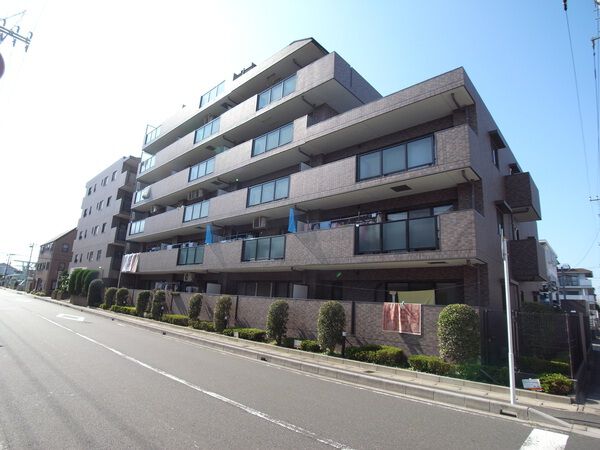 【ライオンズマンション舞浜第２】外観