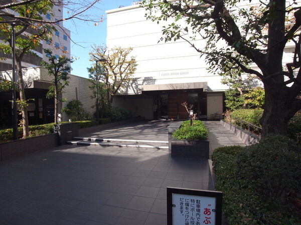 【月島ホームズ】エントランスへのアプローチ