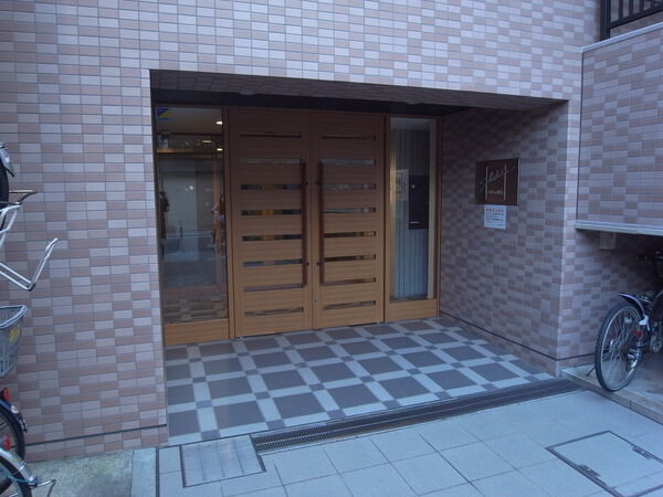【ソルシェ月島】エントランス