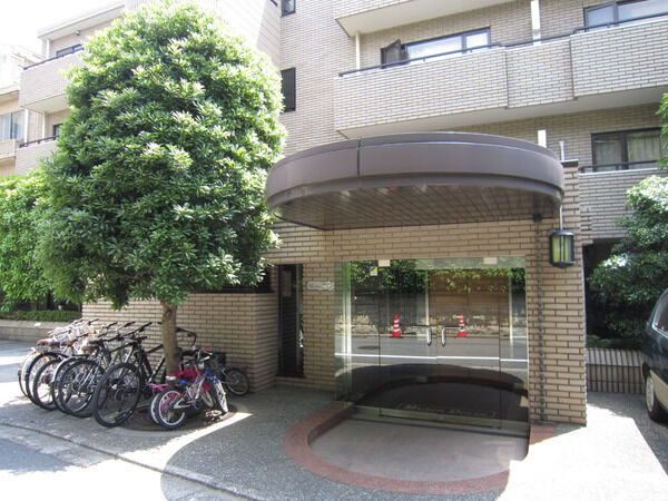 メゾンドルチェ 2枚目 メゾンドルチェ