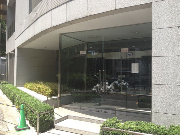 【ファーロ南青山】エントランス