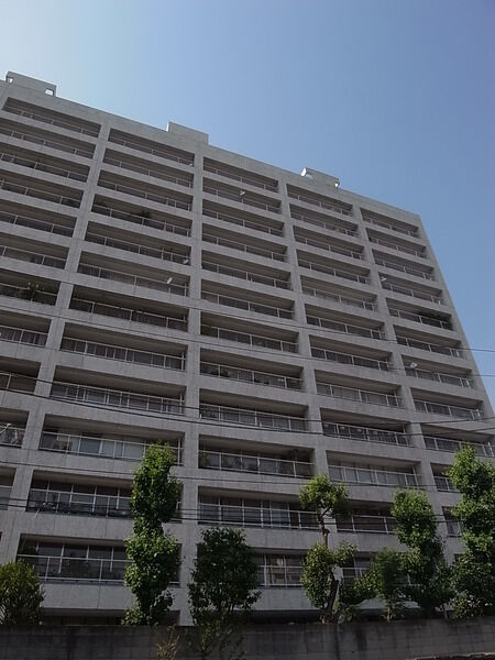 広尾ホームズ