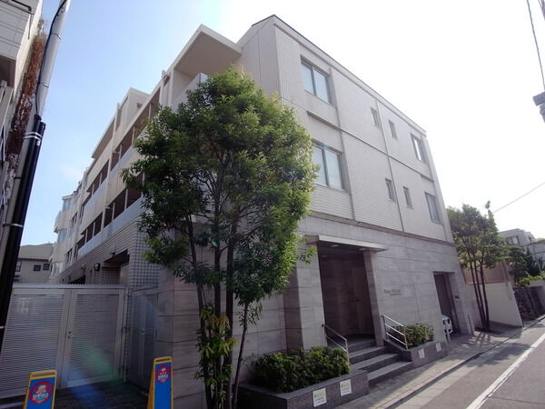 【パークハウス神楽坂アーバンス】北東側外観
