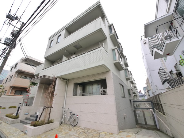 【アビテ四谷大京町】外観　２