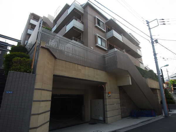 クレッセント戸山夏目坂