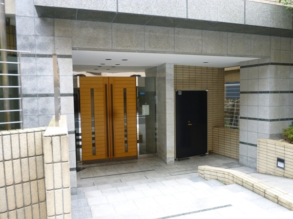 【アクシルコート上野】エントランス1 【アクシルコート上野】エントランス1