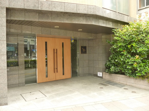 【プリムローズ浅草駒形弐番館】エントランス２